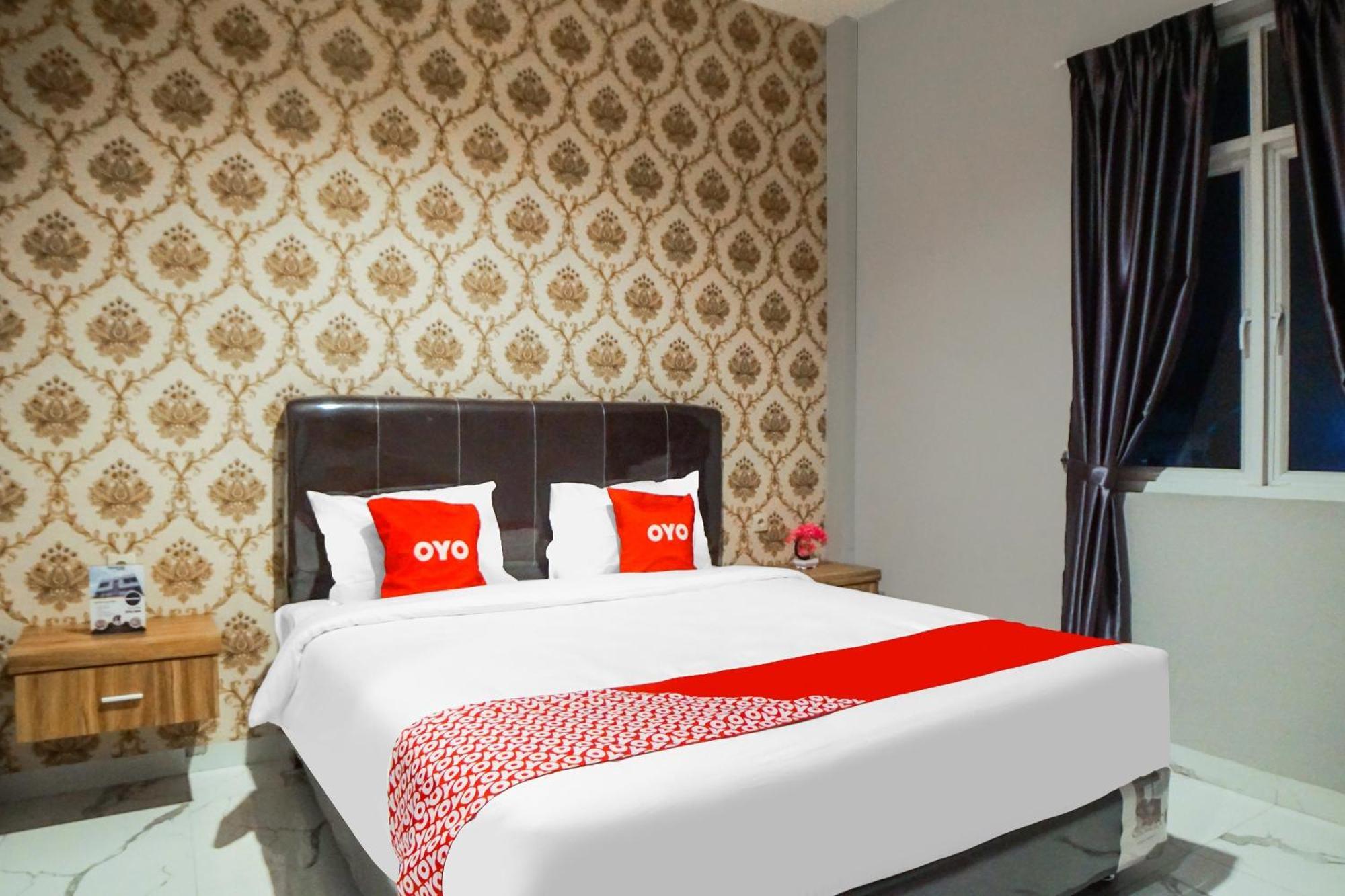 Super Oyo Capital O 92066 Papakoel Hotel & Cafe Medan Kültér fotó